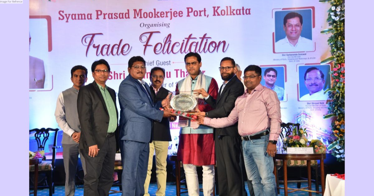 Vedanta Aluminium recognised with Highest Exporter Award by Haldia Dock Complex